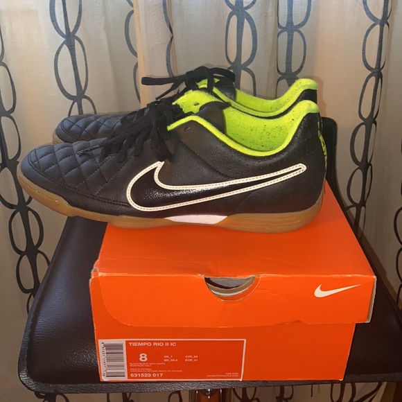 Nike Sneakers - Picture 4 of 6